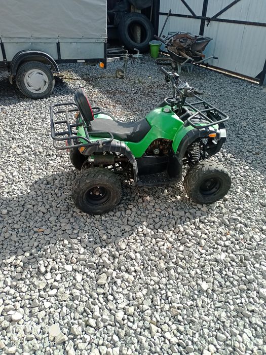 Продам квадроцикл детский 125 куб