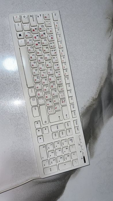 Lenovo K5819 Office  продается, белого цвета