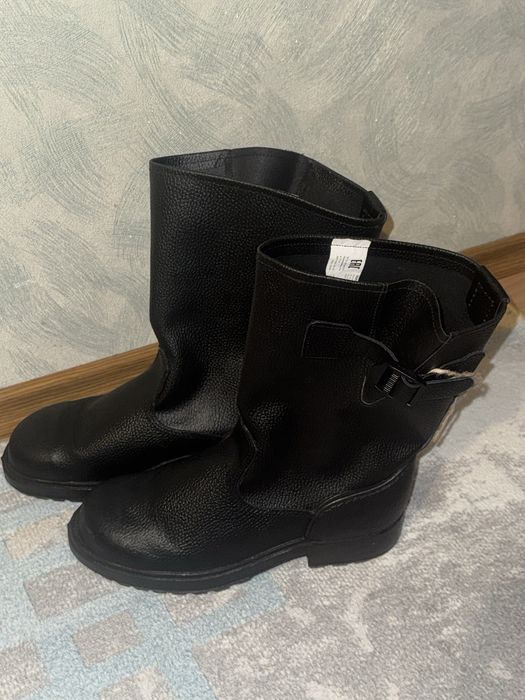 Продам Сапоги НОВЫЕ