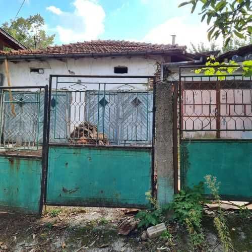 Продава се Гараж / Паркомясто в Разград, Житница - 82 кв.м за 531 €/кв.м - Снимка #1