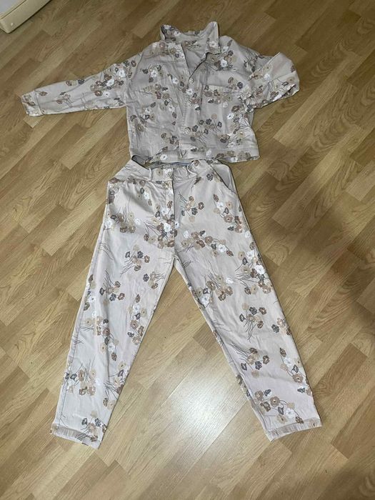 Дамски комплект.