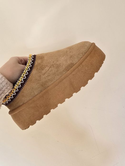 Дамски пухкави обувки