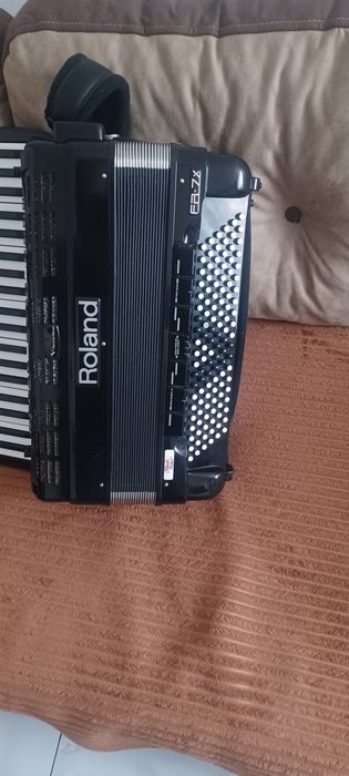 Vind acordeon roland fr 7 x