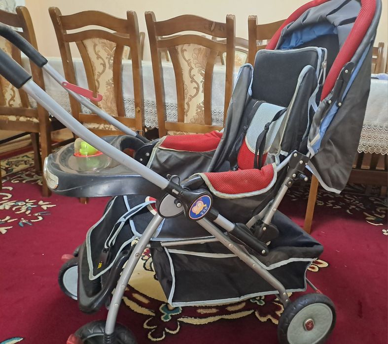Коляска состаяние хорошое.  Коляска