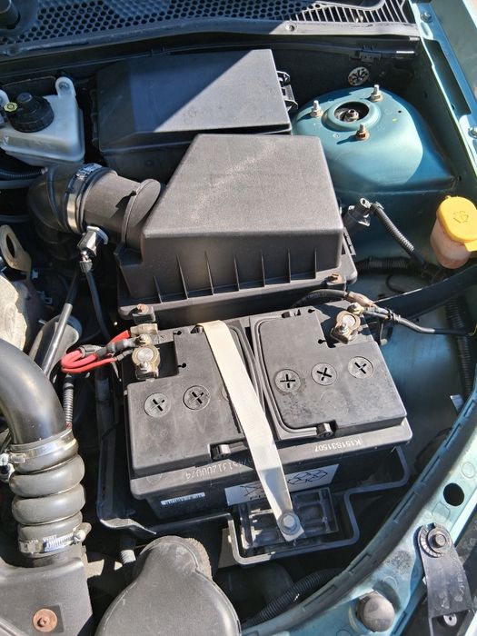 форд фокус дизел колата е много поддържана всичко сменено е