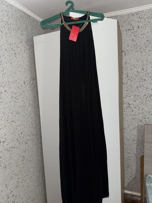 Женские Платья на вечер