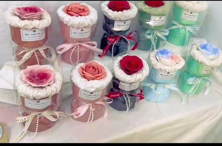 Гигантски букети от Вечни Рози !