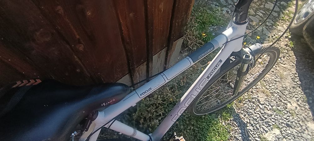 Vând bicicleta focus rapid