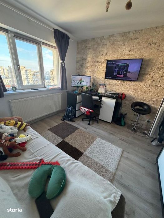 Apartament de vanzare, cu 2 camere, 57 mp, zona Craiovita