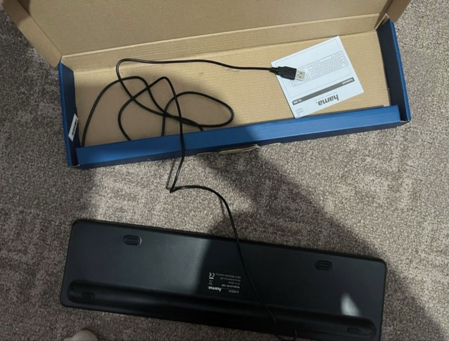 Tastatura noua cu fir HAMA KC-500