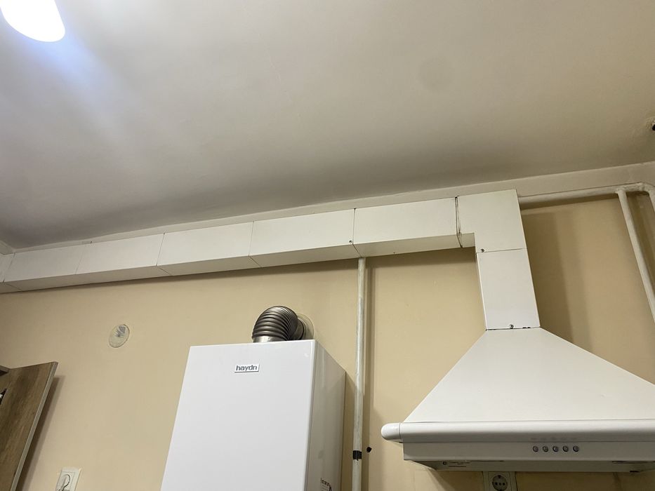 Продаю б/у вытяжку