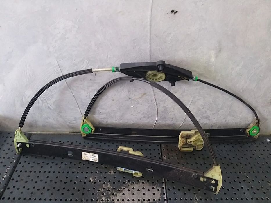 Macara geam electric stanga fata audi a4 b8 8k 8k0837461