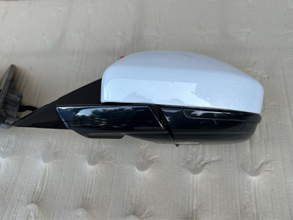 Oglinzi / Oglinda stanga, Oglinda dreapta Jaguar E Pace X540
