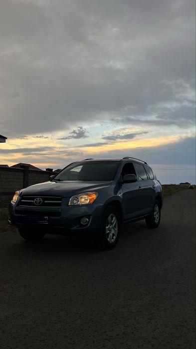 Продам Toyoto RAV4