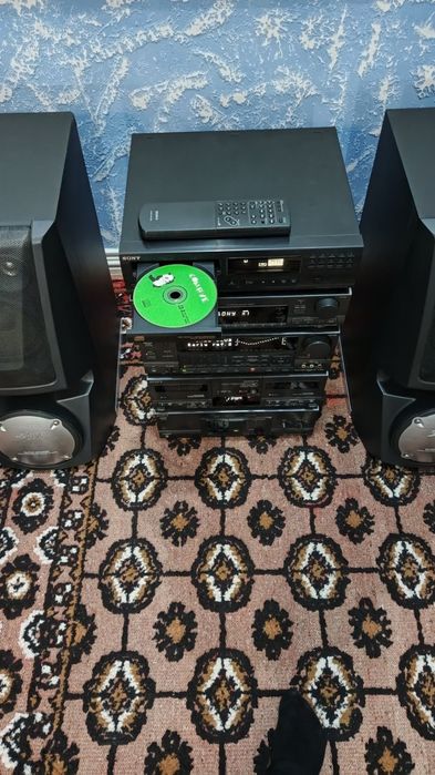 Музыкальный центр