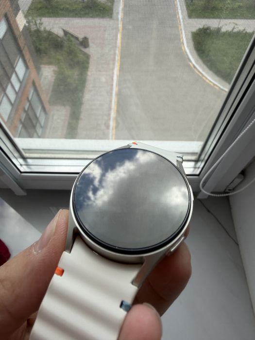 Продаются смарт часы самсунг watch 7