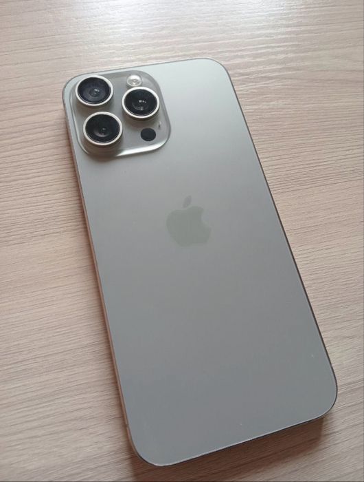 Айфон 15 Про Макс