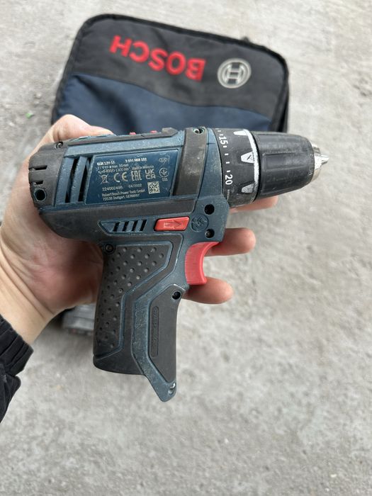 Bosch GSR 12V-15 винтоверт
