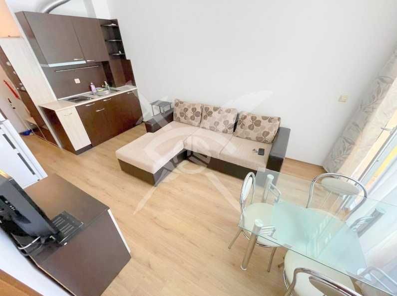 Продава се Двустаен апартамент в к.к. Слънчев бряг - 55 кв.м за 1000 €/кв.м - Снимка #3