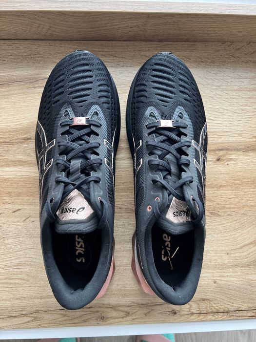 Маратонки Asics Чисто Нови