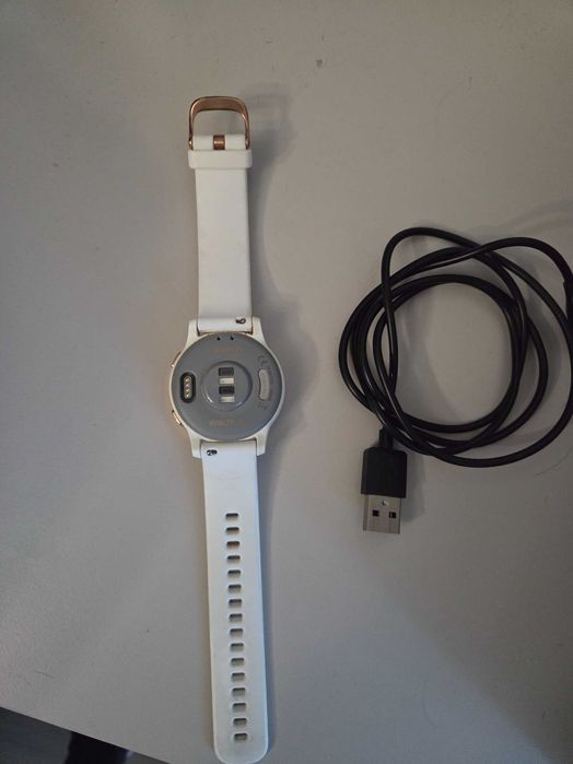 Като нов Garmin Vívoactive 4s