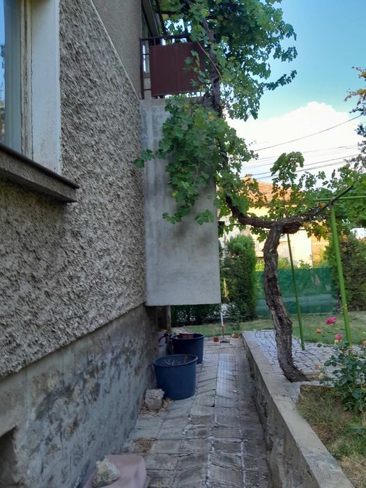 Продава се Етаж от къща в София, Горна баня - 150 кв.м за 867 €/кв.м - Снимка #2