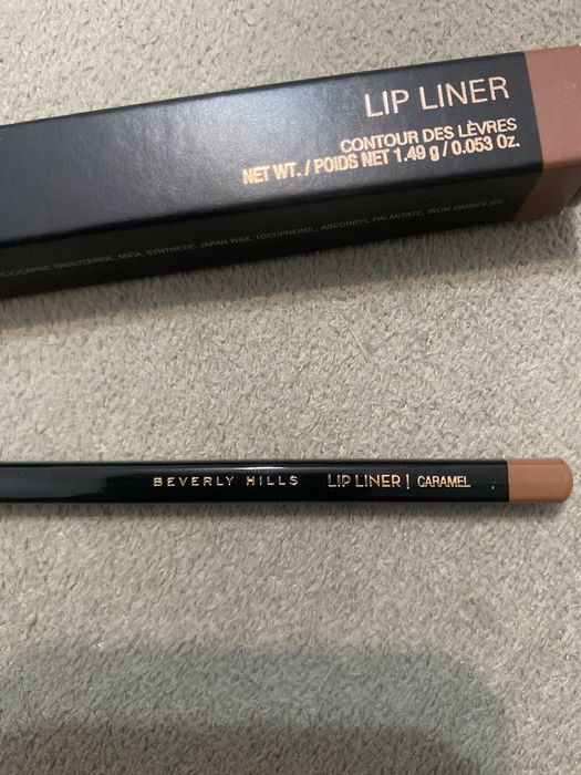 Creion de buze Anastasia Beverly Hills