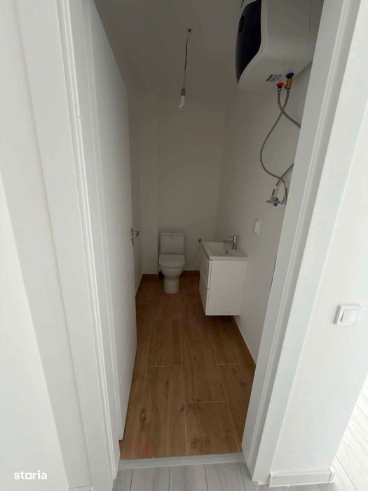 Spatiu comercial, Coresi