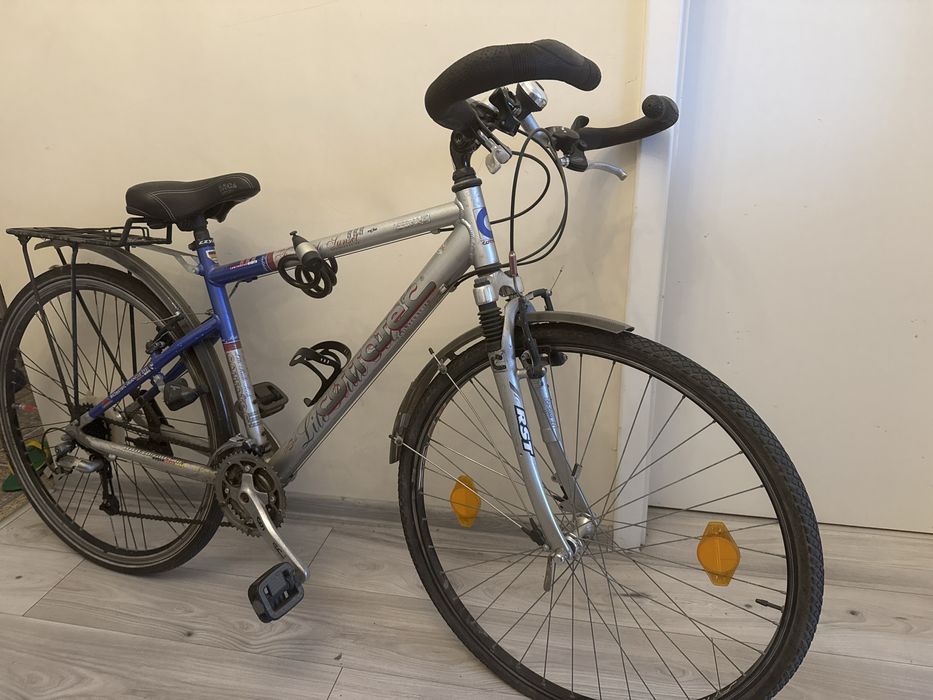 Bicicletă Conway Trekking/City – Complet Echipată, Gata de Drum