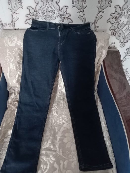 Продам брюки и куртку детские