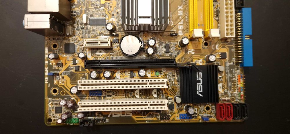 Placă de bază ASUS P5L-MX - Socket LGA 775, DDR2