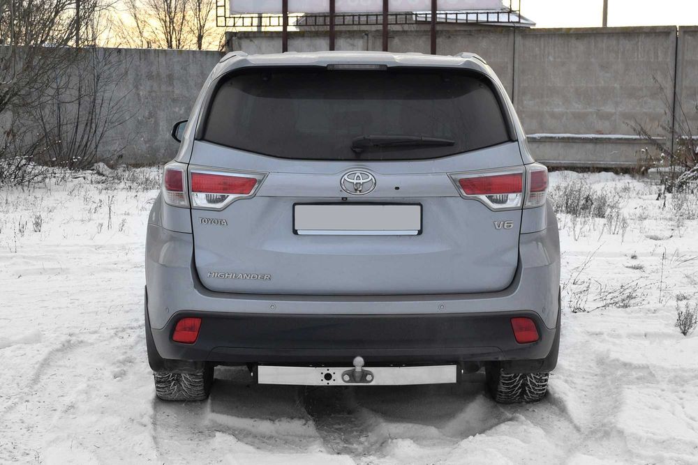 Фаркоп на автомобиль TOYOTA Highlander 2013/2020