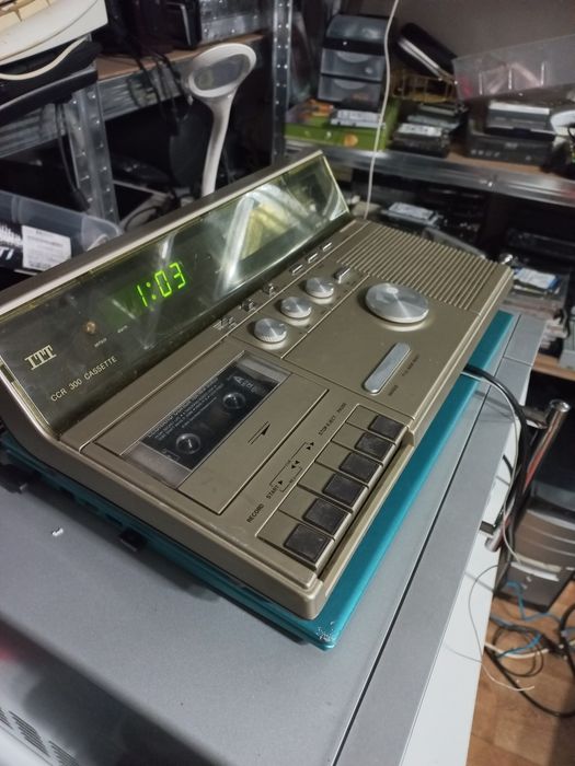 ITT CCR300 radio casetofon recorder ceas vintage retro