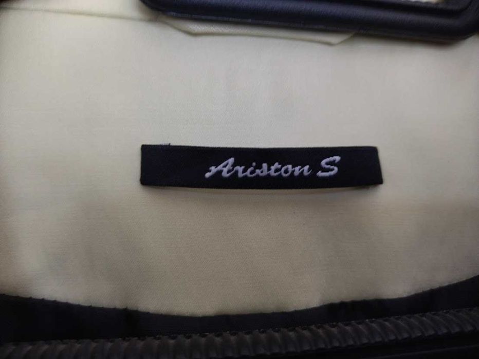 Елегантно дамско сако Ariston, размер 38