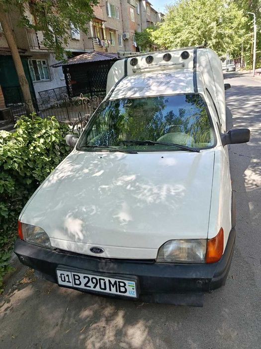 Продам FORD Courier (Курьер) в хорошем состоянии, торг