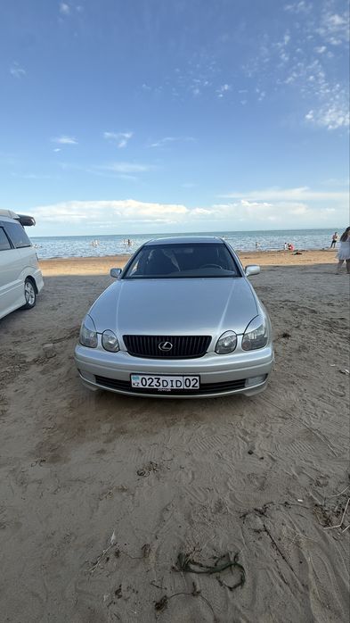 Lexus gs 300 rest