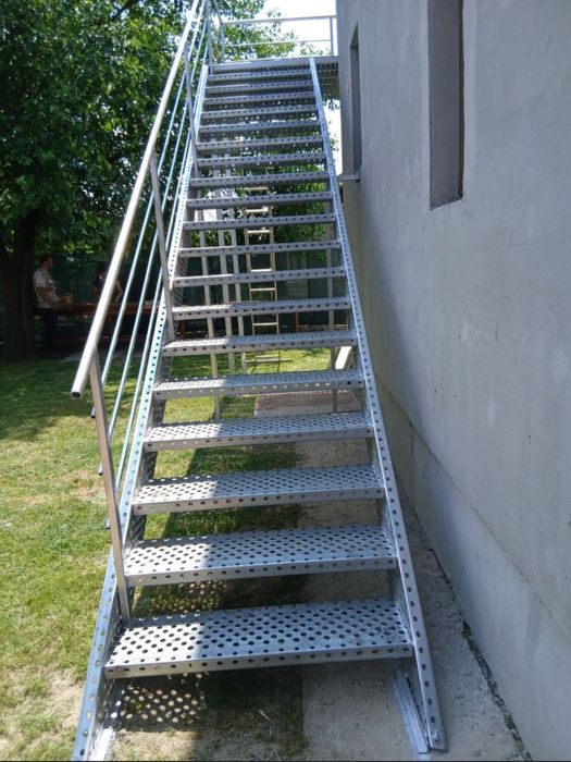 Scari de exterior