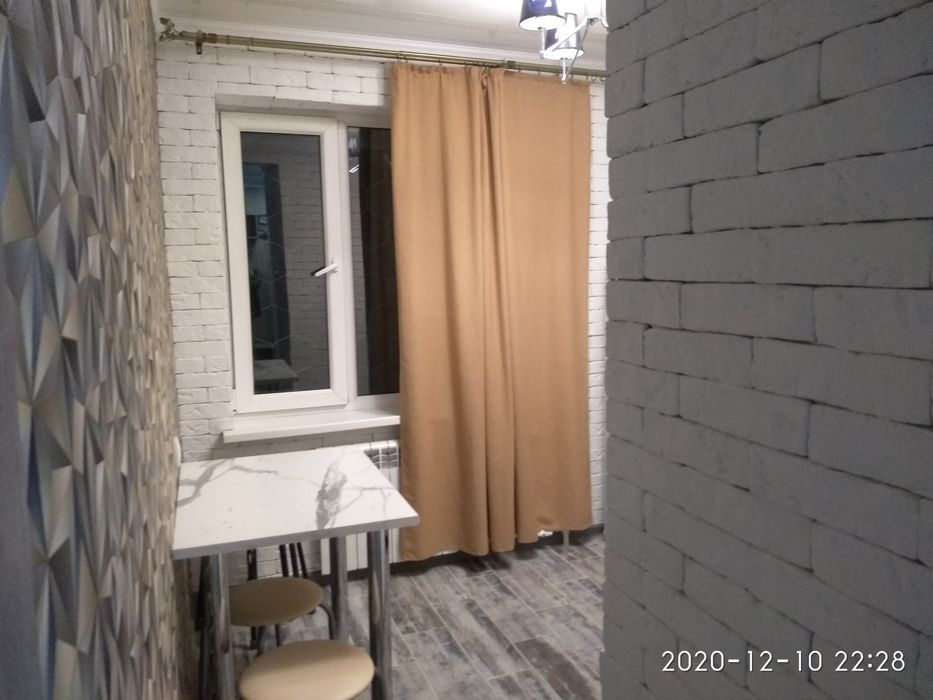 Сдам 1 комн.кв.8мкр.1 этаж.