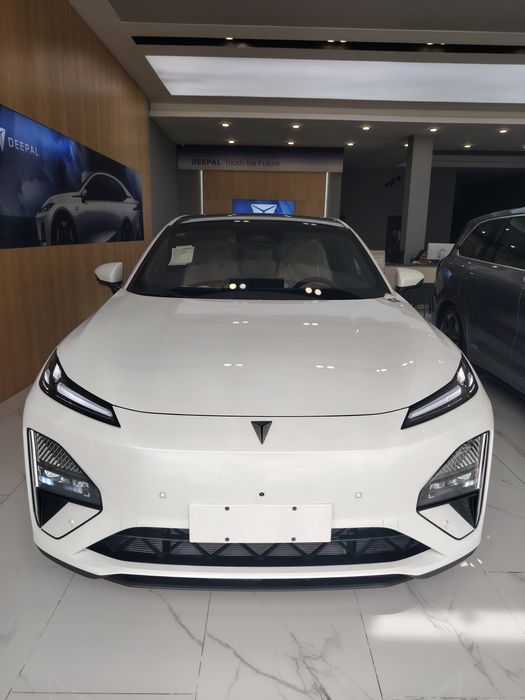 Deepal S07 230 max restyling