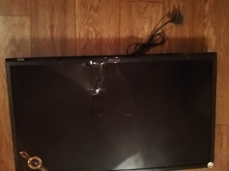 Телевизор на запчасти