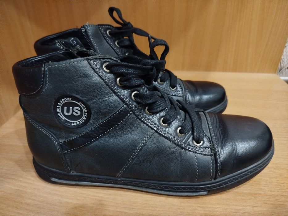 Продам ботинки осенние размер 37