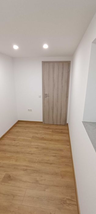 Продава се Етаж от къща в Русе, Цветница - 110 кв.м за 1391 €/кв.м - Снимка #19
