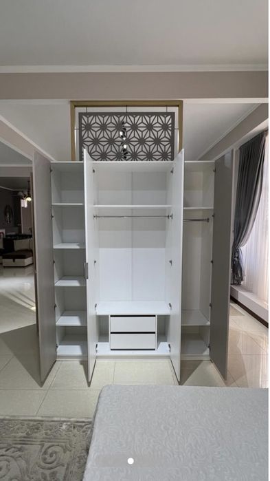 Жаналай шкаф сатамын!