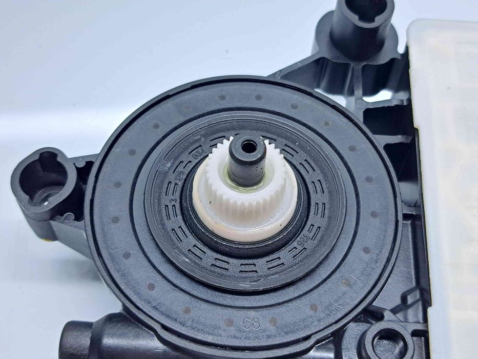 Motoras geam dreapta spate Skoda Superb III (3V3) [Fabr 2015-prezent]