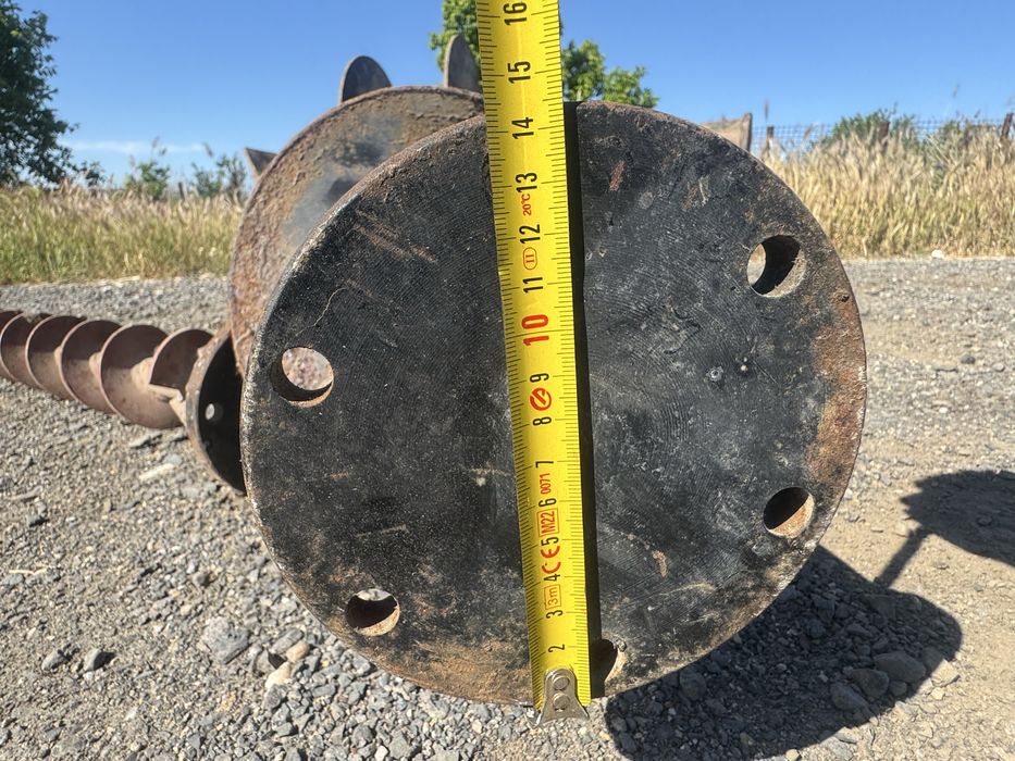 Burghiu pentru echipament forat gropi