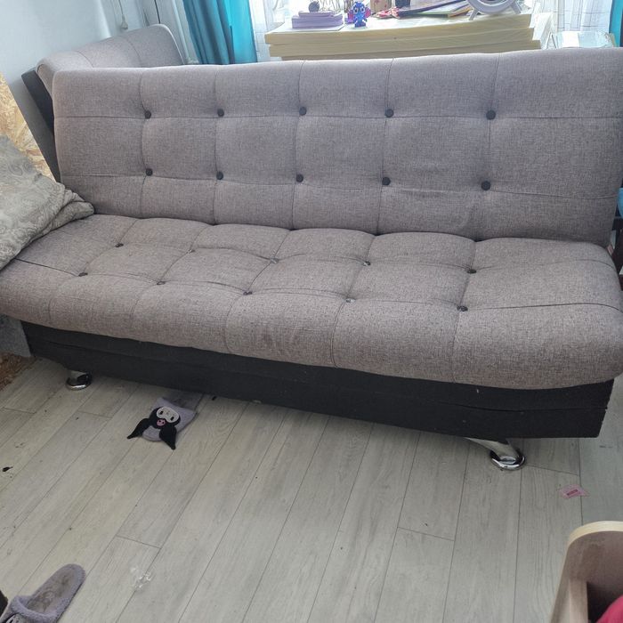 Диван и два кресла