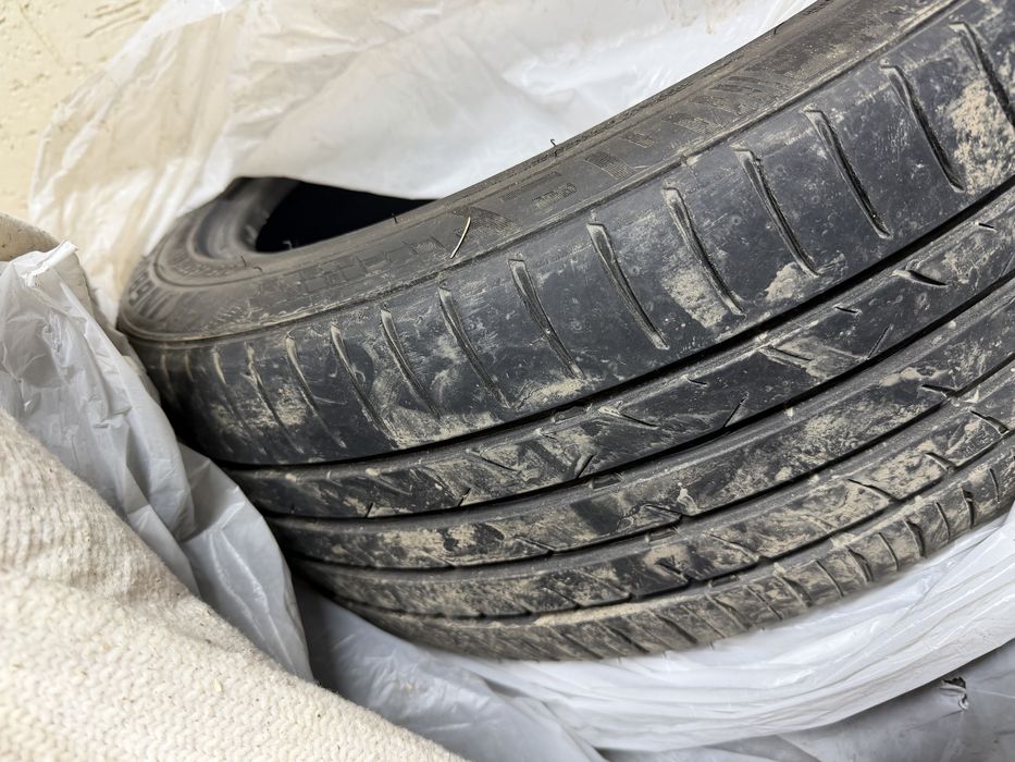 Шина размер 235/45/18