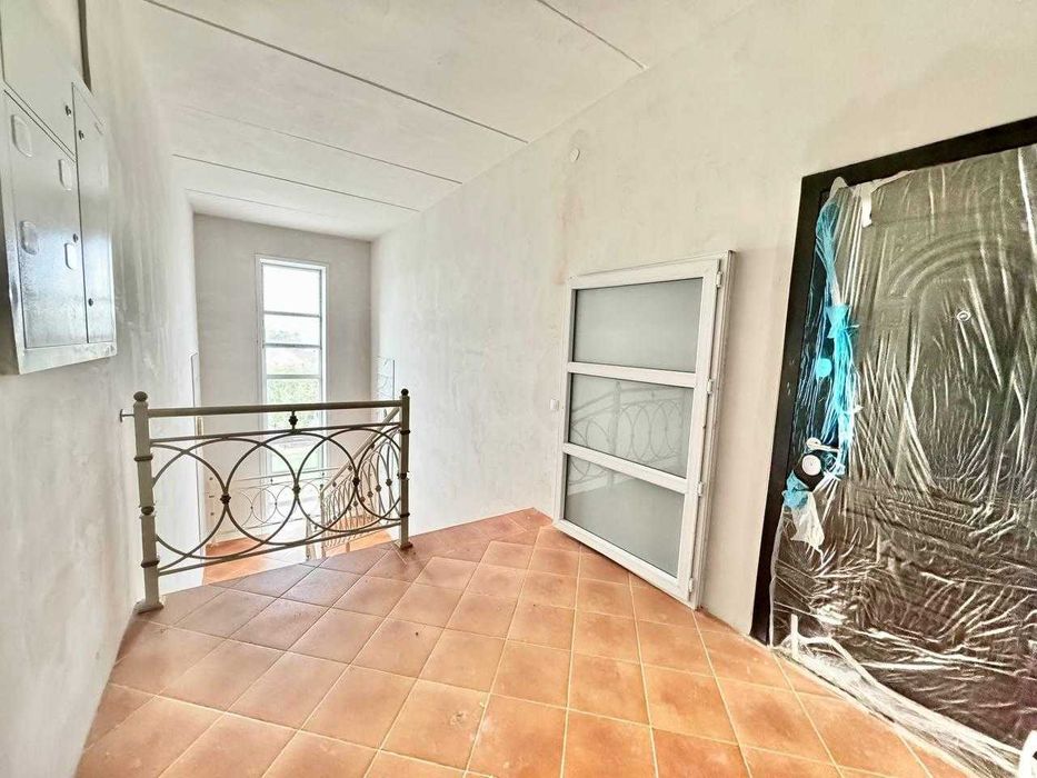 *Продается 1- комн студия ! ЖК "Алтын-Арка "!