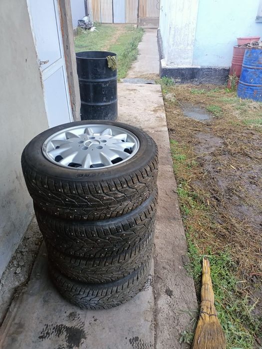 Зимний балон 215/55 R16 97