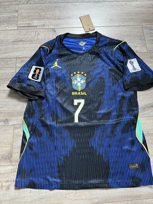 Tricou de fotbal Nationala Braziliei Brasil marime M cu Vinicius Junior 7 Jordan